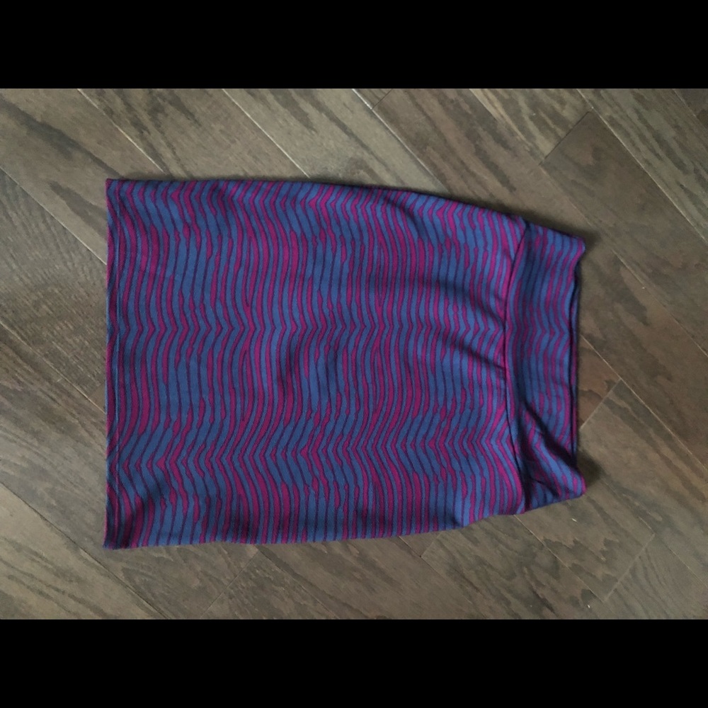 Beautiful Lularoe Pencil Cassie Skirt Sz M EUC